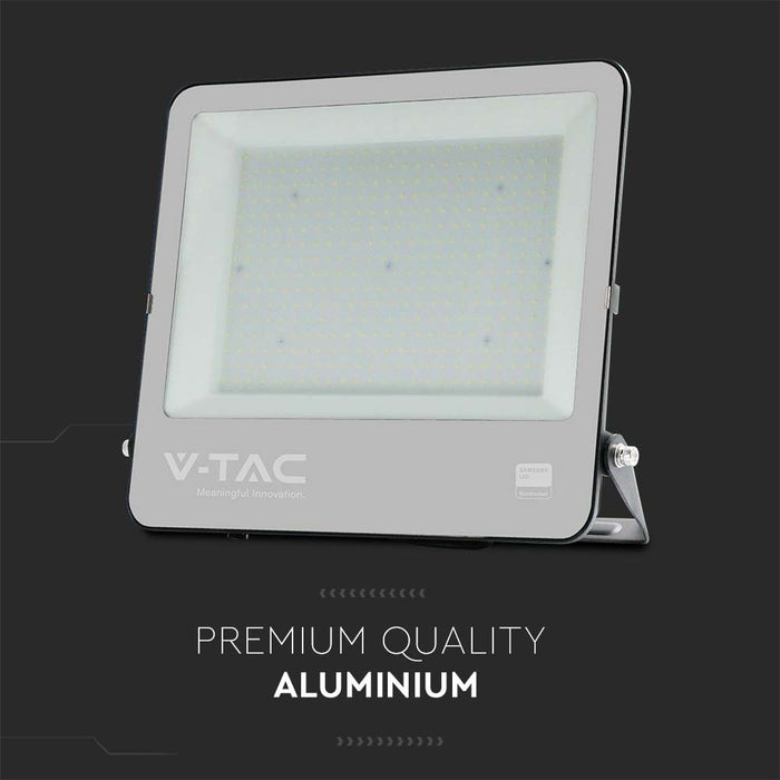 (Lot de 2) Projecteur LED SMD 300W VT-44003 avec puce Samsung, 1m de câble, 4000K, corps noir et verre gris 135LM/W