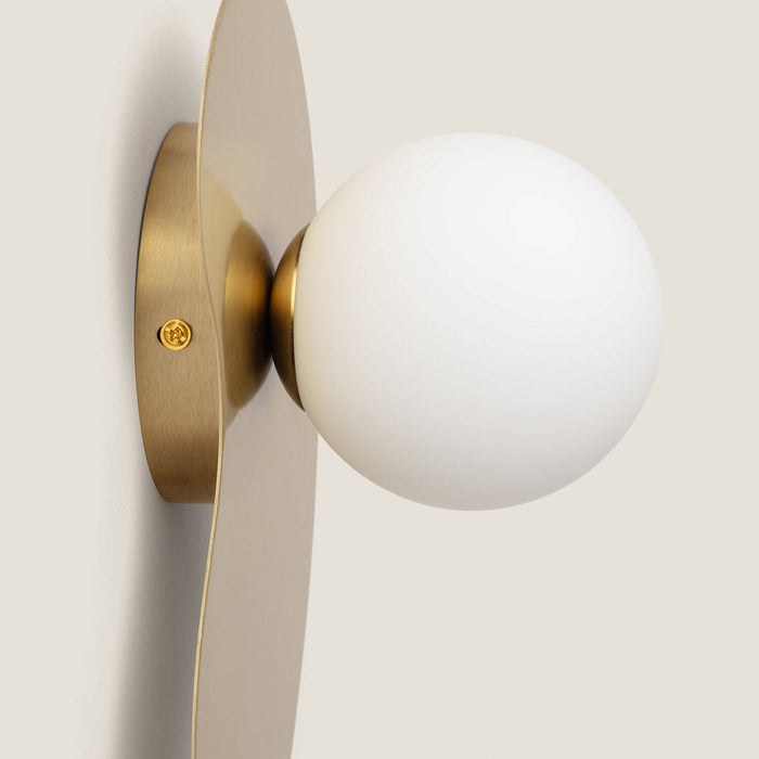 aplique-de-pared-metal-y-cristal-leaton.jpg