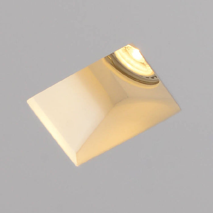 aro-downlight-integracion-escayolapladur-cuadrado-accent-para-bombilla-led-gu10-gu53-corte-123x123-mm-ugr17.jpg