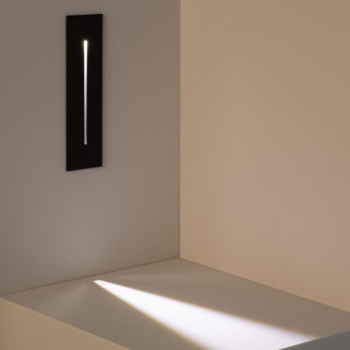baliza-exterior-led-3w-empotrable-pared-rectangular-negro-lineal-wabi.jpg