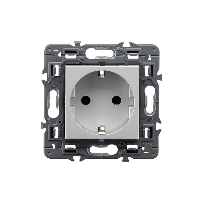 base-de-corriente-2pt-con-obturadores-1016a-legrand-valena-next-741320.jpg