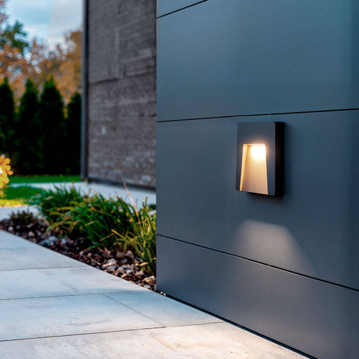 baliza-exterior-led-3w-superficie-pared-rectangular-nilsa.jpg