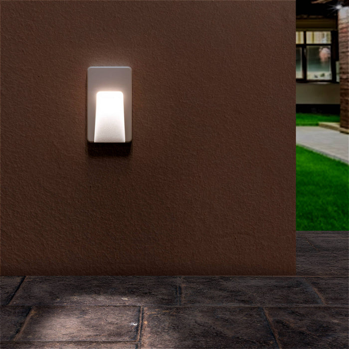 baliza-exterior-led-3w-superficie-pared-rectangular-nilsa.jpg