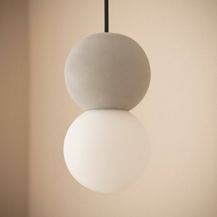 lampara-colgante-de-cemento-pearl-delya.jpg