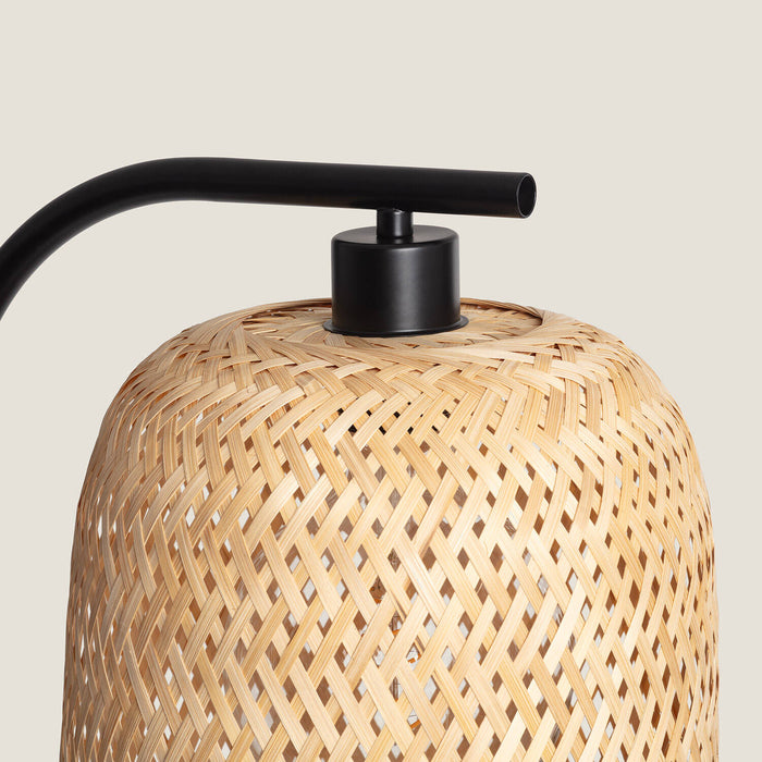 lampara-de-pie-bambu-adola.jpg