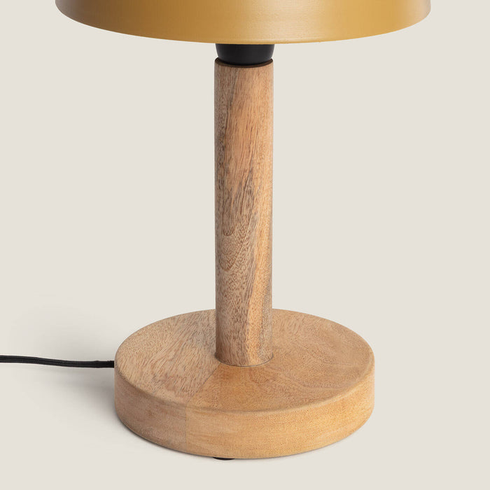 lampara-de-mesa-metal-y-madera-mallavi.jpg