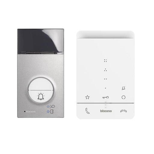 kit-portero-1-vivienda-2-hilos-con-placa-linea-3000-y-telefono-manos-libres-classe-100-bticino-364232.jpg