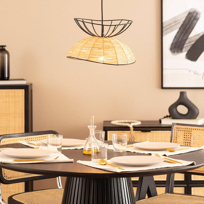 lampara-colgante-metal-y-ratan-tiare.jpg