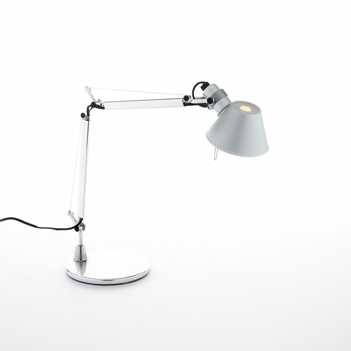 lampara-de-mesa-led-tolomeo-micro-artemide.jpg