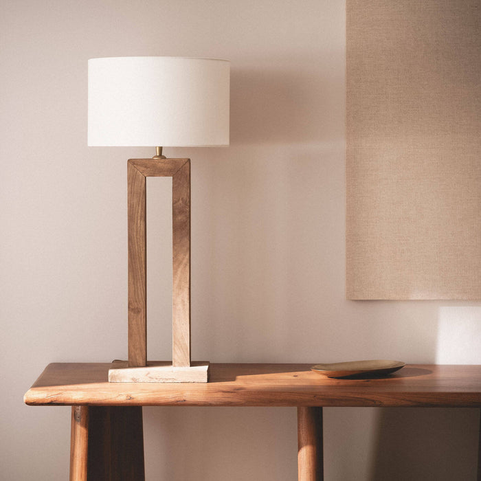 lampara-de-mesa-madera-abner.jpg