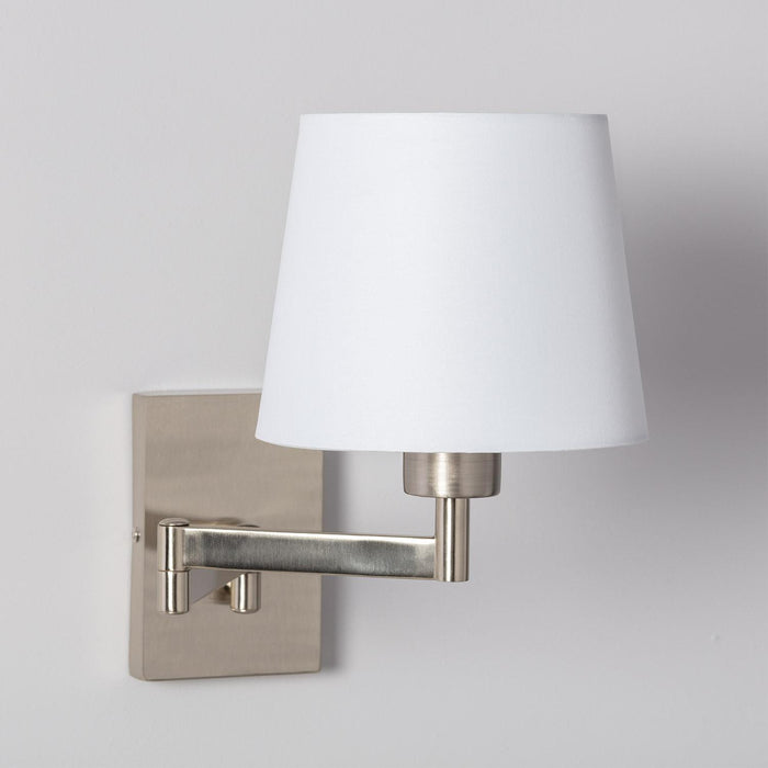 lampara-de-pared-de-aluminio-ugani.jpg