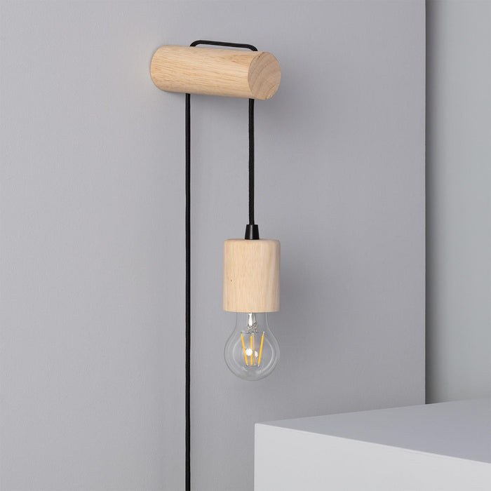 lampara-de-pared-de-madera-torse.jpg