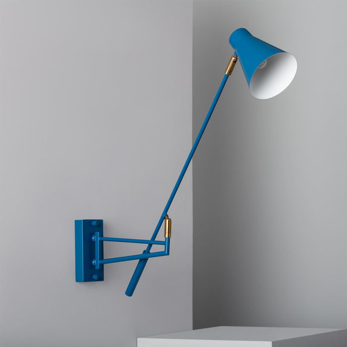 lampara-de-pared-de-metal-talda.jpg