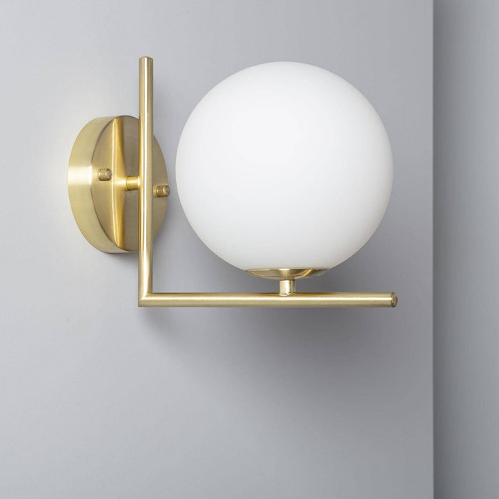 lampara-de-pared-de-metal-y-cristal-moonlight-design.jpg